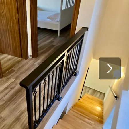 別荘 Like Ofrínion